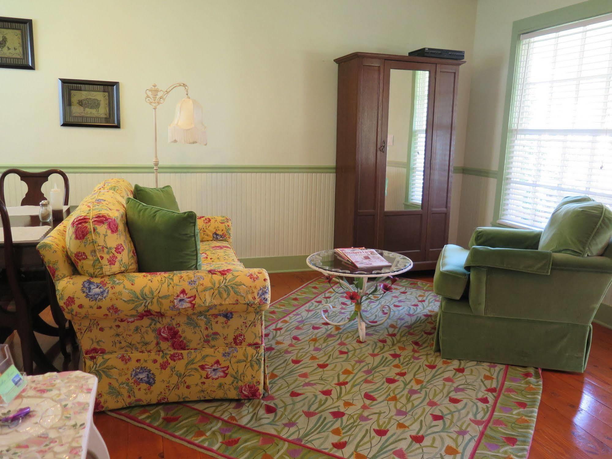 Yellow House B&B Salado Luaran gambar