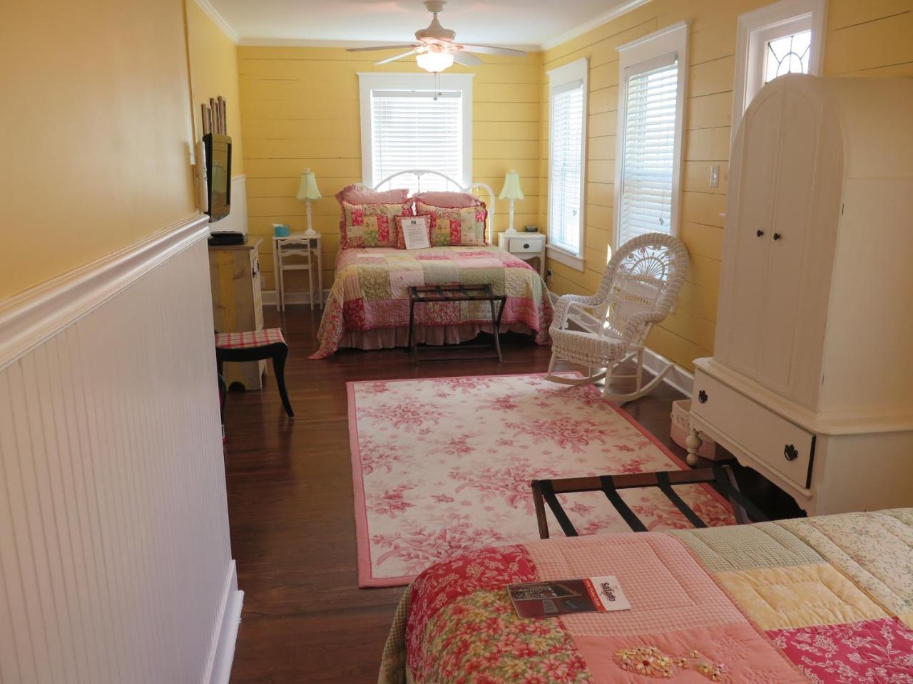Yellow House B&B Salado Luaran gambar